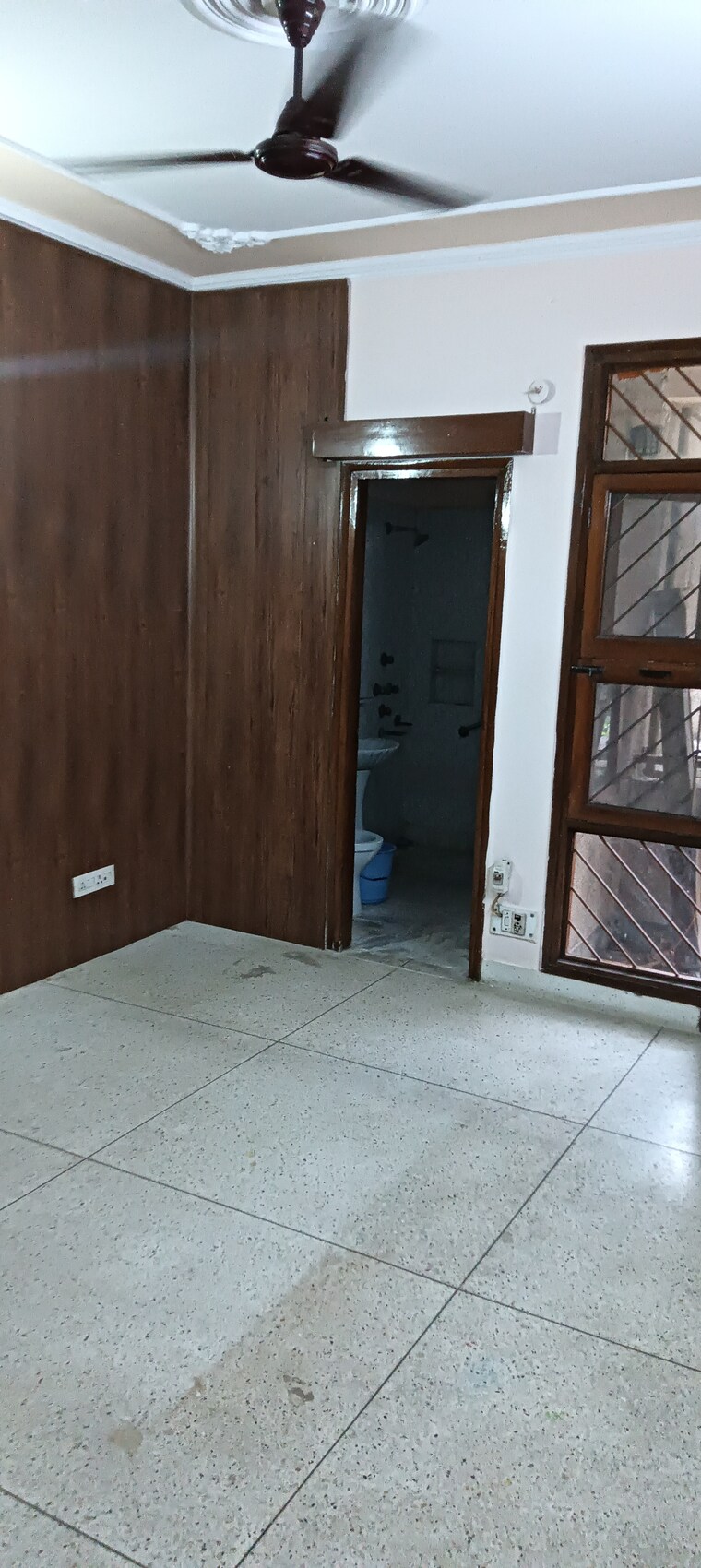 Room, sector 21c 3 Bedroom 1500 Sq.Ft. Apartment In Sector 21c Faridabad 9268912