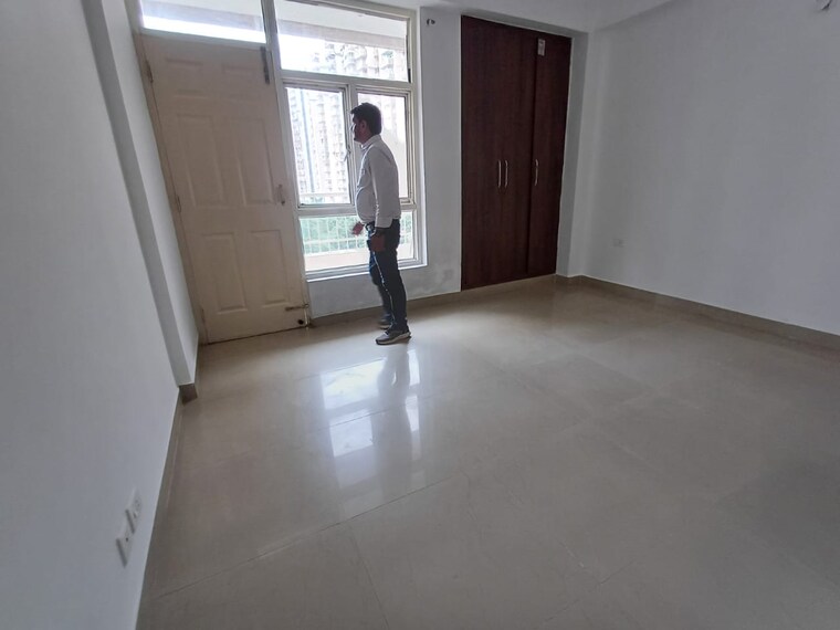 Room, gaur-city-2-14th-avenue 2 Bedroom 955 Sq.Ft. Apartment In Sector 16c Greater Noida Greater Noida 9268921