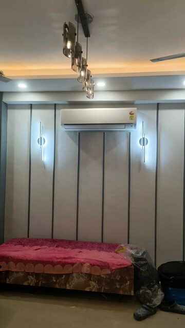 Building Lobby in 3 BHK Apartment at Antriksh Golf View, Sector 78 – for Rent
