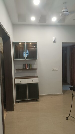 Furnished Amenities in 3 BHK Apartment at Antriksh Golf View, Sector 78 – for Rent