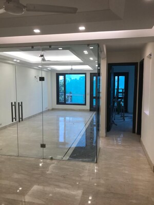 Room in 3 BHK Builder Floor at Greater Kailash I – for Rent