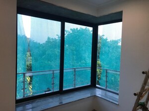 Room in 3 BHK Builder Floor at Greater Kailash I – for Rent