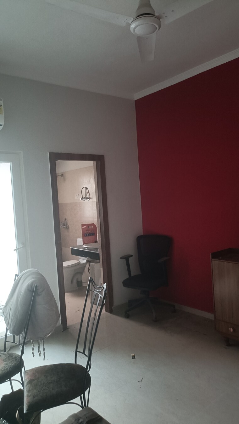 Bathroom, antriksh-golf-view 3 Bedroom 1620 Sq.Ft. Apartment In Sector 78 Noida 9268941