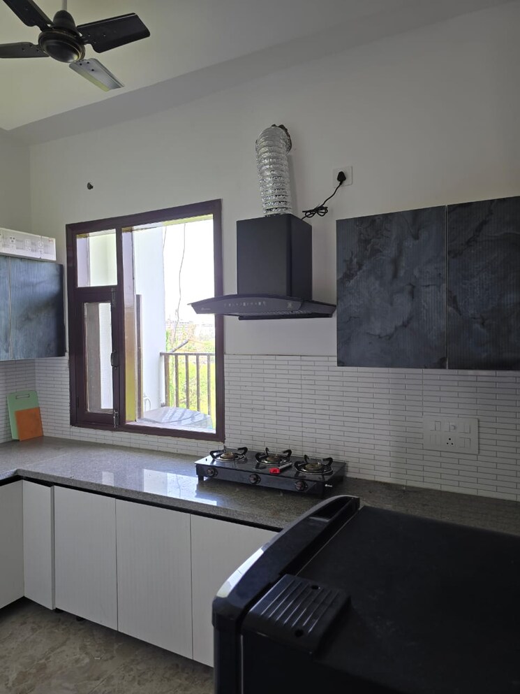 Kitchen, motia-blue-ridge 3 Bedroom 1100 Sq.Ft. Builder Floor In Dhakoli Zirakpur 9268945