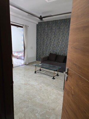 Room in 3 BHK Builder Floor at Motia Blue Ridge, Dhakoli – for Rent