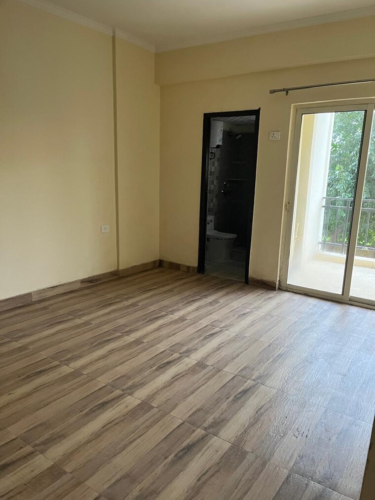 Room, gardenia-golf-city 3 Bedroom 1350 Sq.Ft. Apartment In Sector 75 Noida 9268943