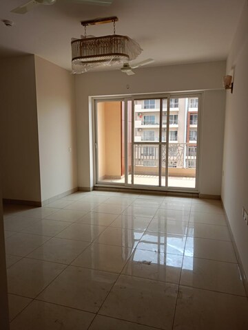 Room in 3 BHK Apartment at ABA Ivy County, Sector 75 – for Rent