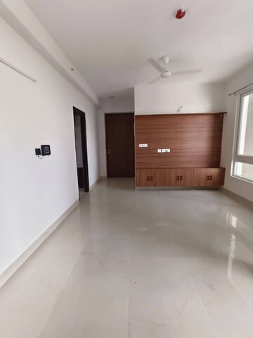 Room in 3 BHK Apartment at Hero Homes Gurgaon, Sector 104 – for Sale