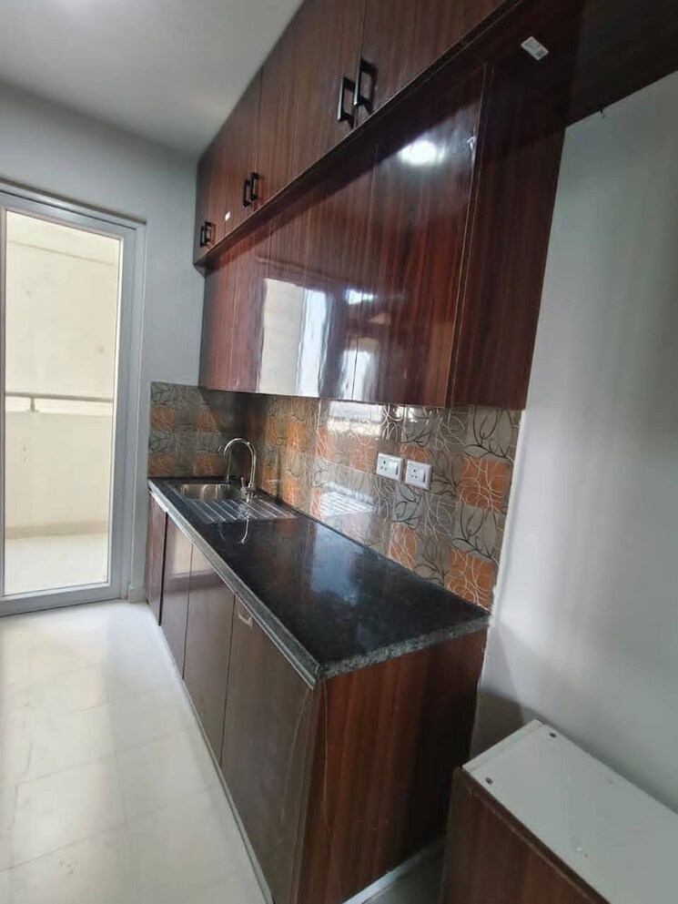 Kitchen, hero-homes-gurgaon 3 Bedroom 1359 Sq.Ft. Apartment In Sector 104 Gurgaon 9268957