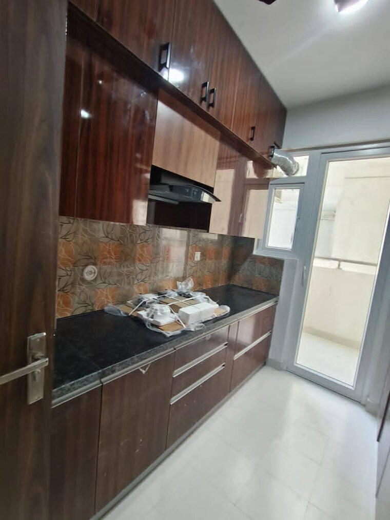 Kitchen, hero-homes-gurgaon 3 Bedroom 1359 Sq.Ft. Apartment In Sector 104 Gurgaon 9268957