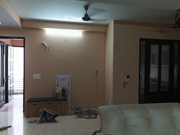 Living Room in 3 BHK Builder Floor at Palam Vihar Residents Association, Palam Vihar – for Rent