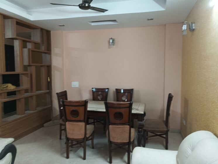 Living Room, palam-vihar-residents-association 3 Bedroom 1800 Sq.Ft. Builder Floor In Palam Vihar Gurgaon 9268955