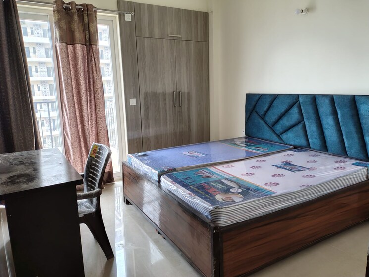 Bedroom, amrapali-crystal-homes 3 Bedroom 1700 Sq.Ft. Apartment In Sector 76 Noida 9268953