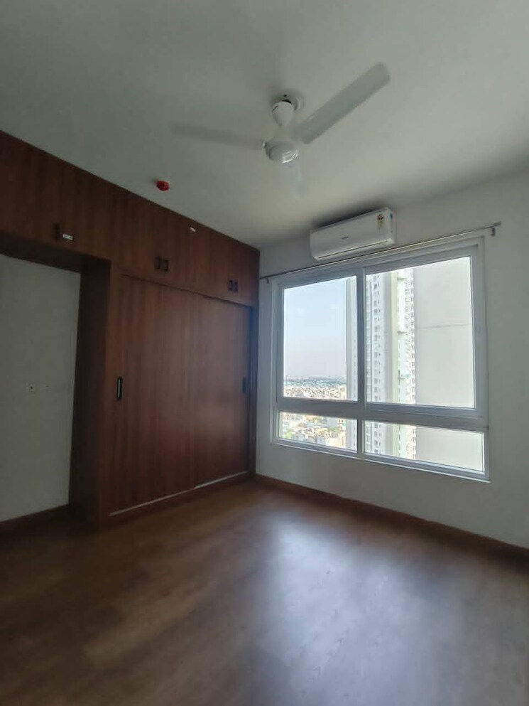 Room, hero-homes-gurgaon 2 Bedroom 1099 Sq.Ft. Apartment In Sector 104 Gurgaon 9268958