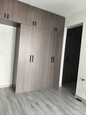 Room in 2 BHK Apartment at Hero Homes Gurgaon, Sector 104 – for Sale