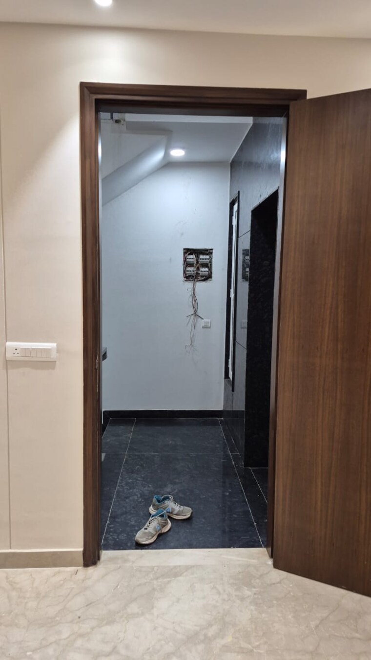 Room, unitech-the-world-spa 3 Bedroom 2805 Sq.Ft. Apartment In Sector 30 Gurgaon 9268972