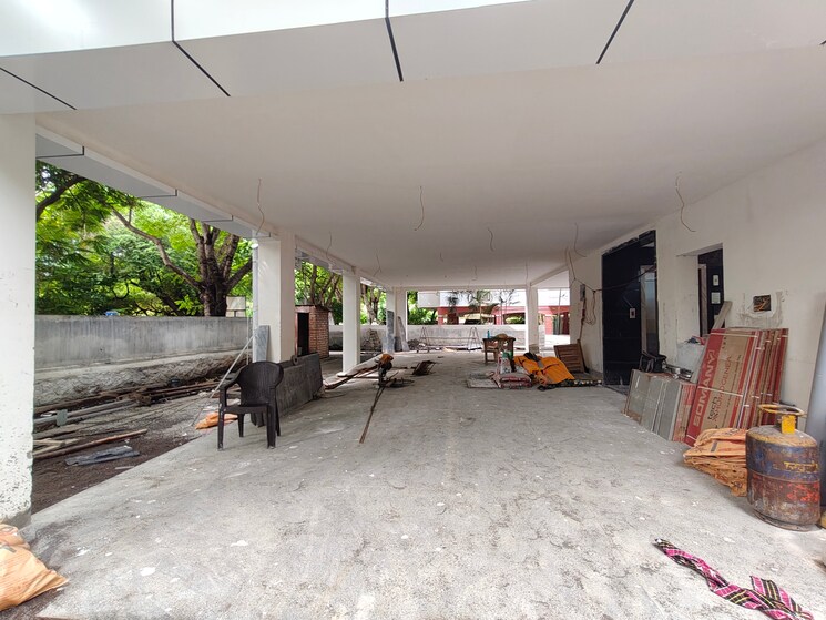  Parking, besant nagar Commercial Office Space in IT/SEZ 5500 Sq.Ft. In Besant Nagar Chennai 9268974