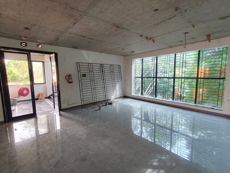  Parking, besant nagar Commercial Office Space in IT/SEZ 5500 Sq.Ft. In Besant Nagar Chennai 9268974