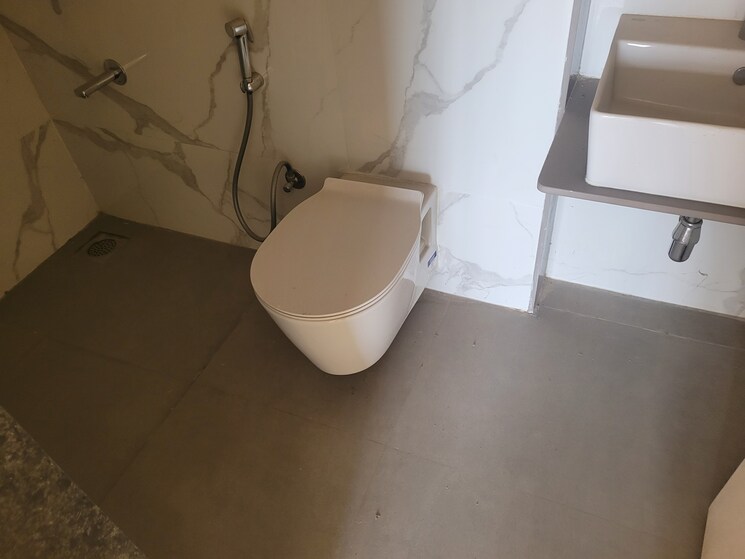 Attached Bathroom, ethique-hrishikesh-chs 4 Bedroom 2200 Sq.Ft. Apartment In Model Colony Pune 9268995