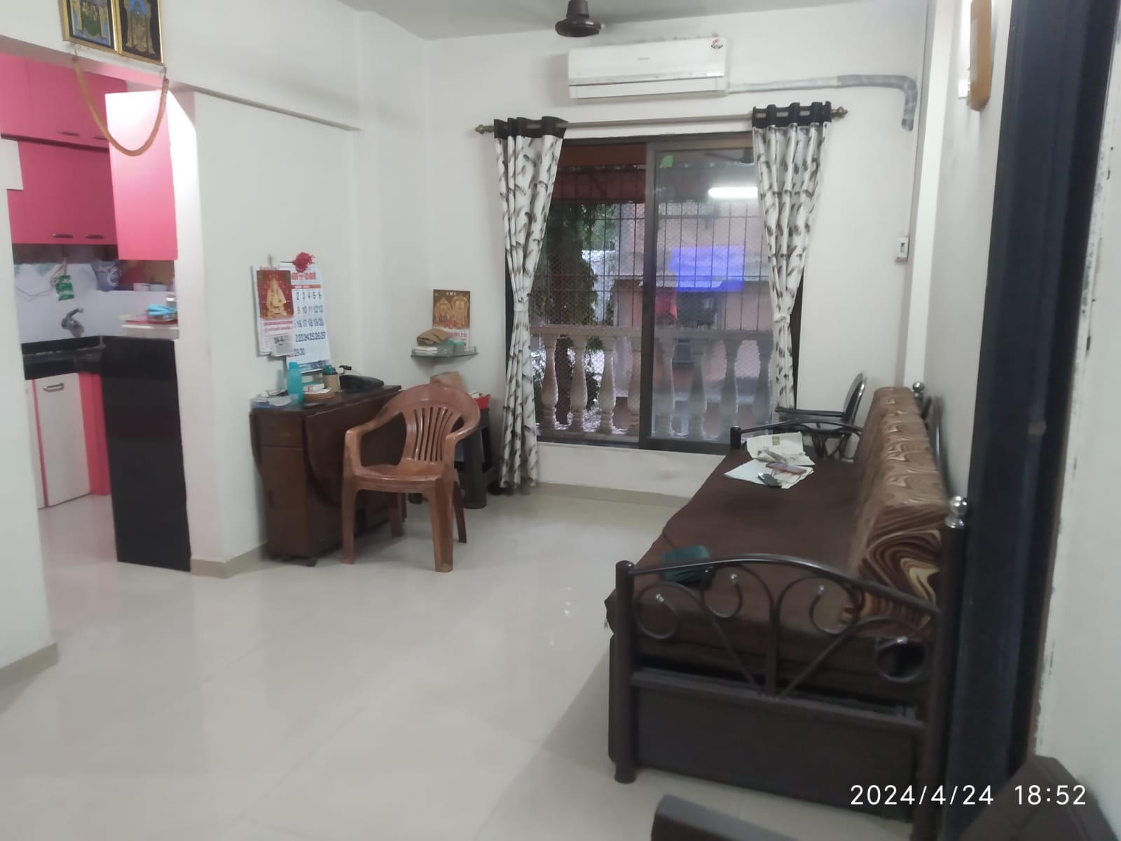 2 BHK + Pooja Room Apartment For Rent in Suvrat CHS