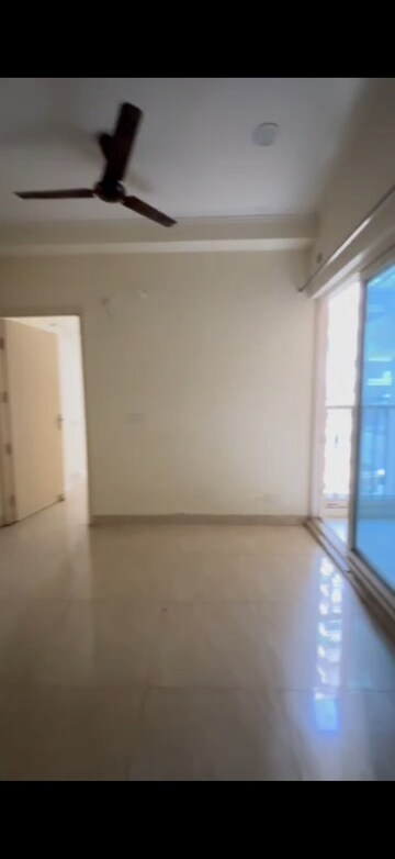 Room in 2 BHK Apartment at Gaur City 2 - 14th Avenue, Sector 16c Greater Noida – for Sale