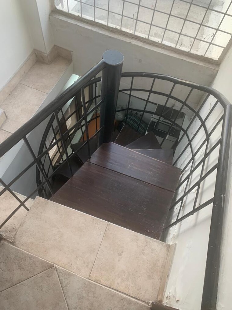 Balcony, kalkaji 4 Bedroom 1800 Sq.Ft. Builder Floor In Kalkaji Delhi 9269022