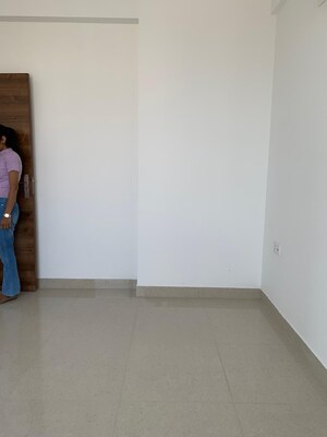 3 BHK Apartment For Rent in Shiv The Ozone Solitaire, Sector 87