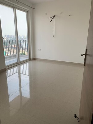 Room in 3 BHK Apartment at Shiv The Ozone Solitaire, Sector 87 – for Rent