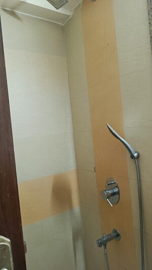 Furnished Amenities in 2 BHK Apartment at Satellite Royale, Goregaon East – for Rent