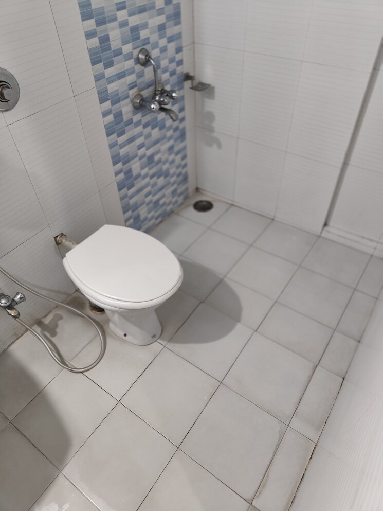 Bathroom, goel-ganga-cypress 1 Bedroom 480 Sq.Ft. Apartment In Tathawade Pune 9269188