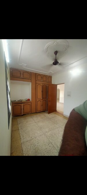 Bedroom in 3 BHK Apartment at Mayur Vihar Phase 1 – for Rent