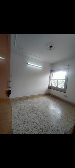 3 BHK Apartment For Rent in Mayur Vihar Phase 1