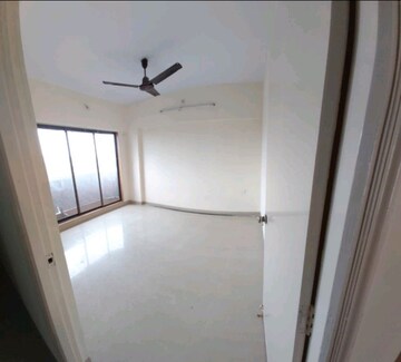 Bathroom in 1 BHK Apartment at Jeevansheela CHS, Bandra East – for Rent