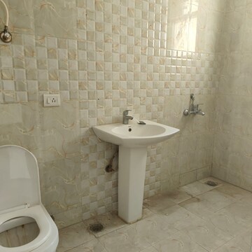 Bathroom in 3 BHK Apartment at Ansal Royal Heritage, Mujeri – for Sale
