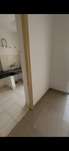 2 BHK Apartment For Sale in Paras Tierea