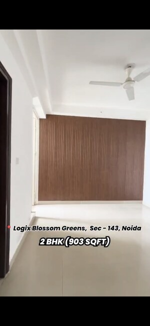Bathroom in 2 BHK Apartment at Logix Blossom Zest, Sector 143 – for Sale