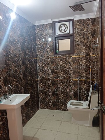 Bathroom in 2 BHK Builder Floor at Saket – for Rent