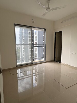Room in 2 BHK Apartment at Mayfair Virar Gardens, Bolinj – for Rent