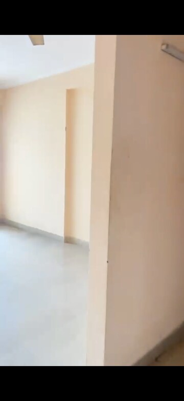 Room in 3 BHK Apartment at Supertech Eco Suites, Sector 137 – for Sale
