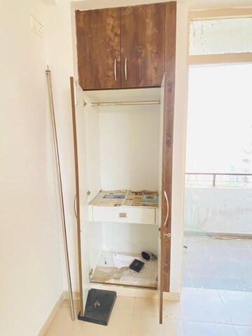 Furnished Amenities in 1 BHK Apartment at Auric City Homes, Sector 82 – for Rent