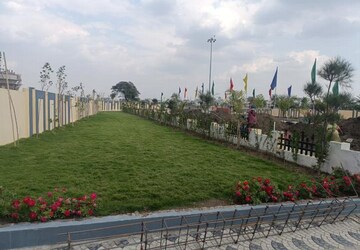 Plot For Sale in Samta Nagar