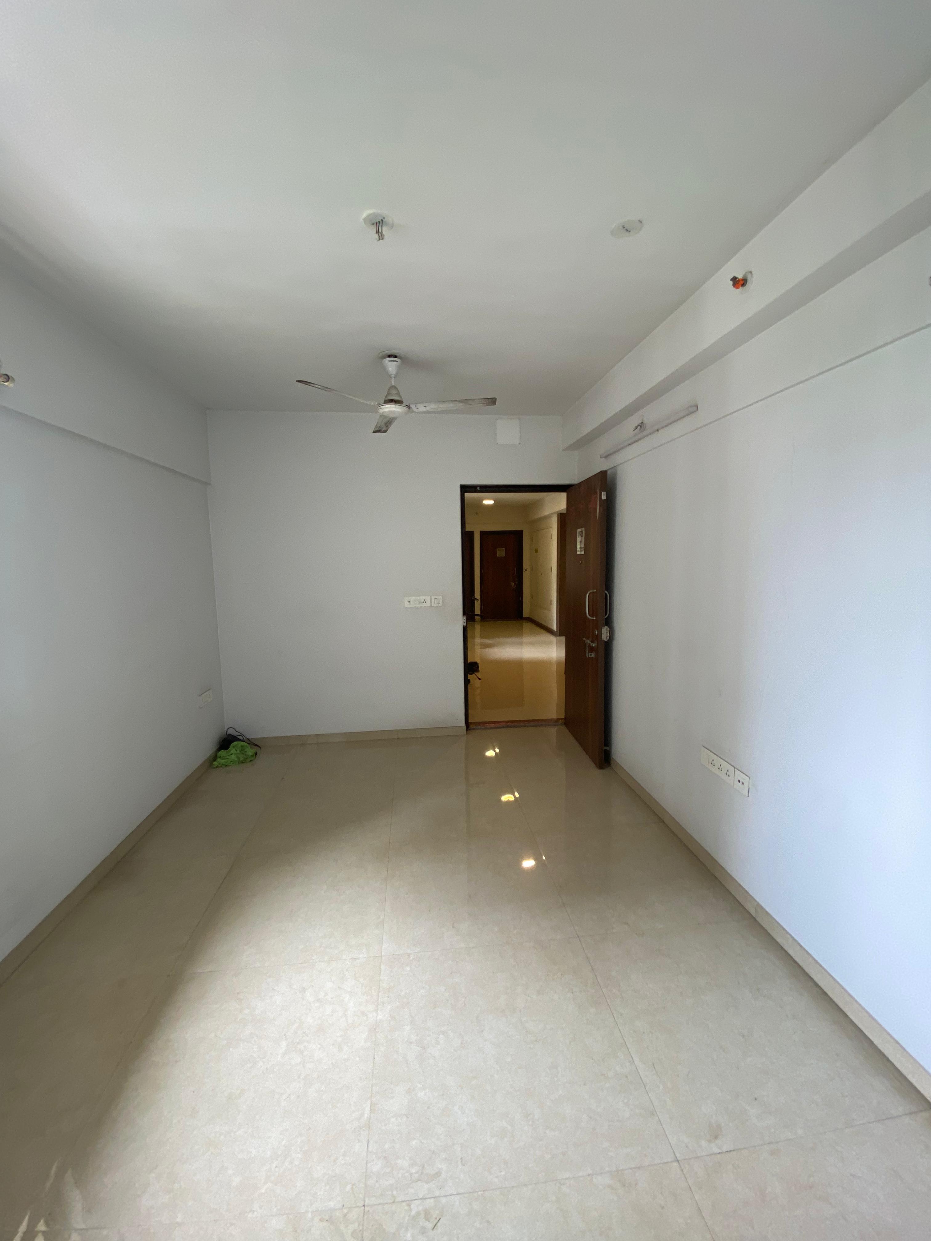 1 BHK Apartment For Sale in Lodha Lakeshore Greens