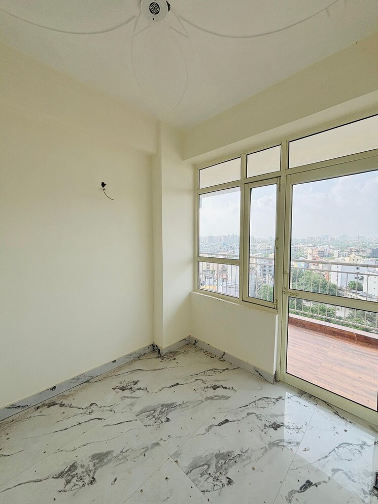 Room, ram-shanti-apartment 3 Bedroom 2200 Sq.Ft. Apartment In Sector 52 Gurgaon 9269583