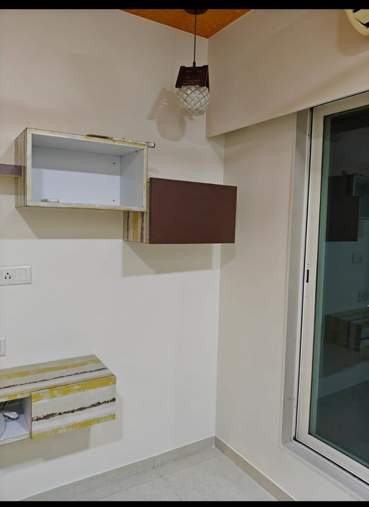 undefined, gurukrupa-marina-enclave 1 Bedroom 600 Sq.Ft. Apartment In Malad West Mumbai 9269676