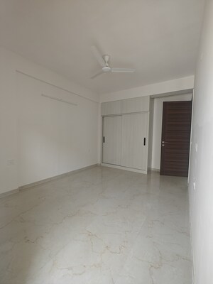 2.5 BHK Builder Floor For Sale in Smart World Gems, Sector 89