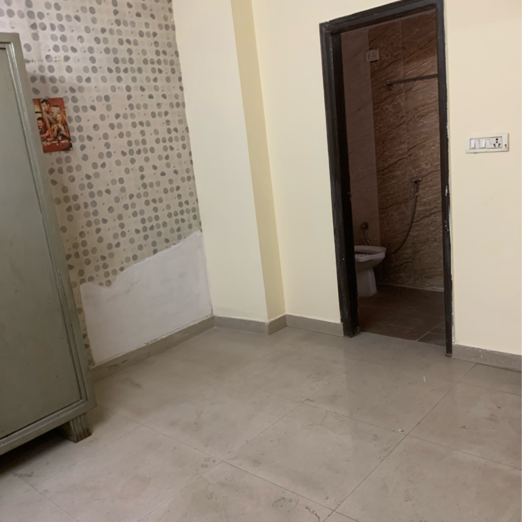 Room, vasundhara sector 3 2 Bedroom 915 Sq.Ft. Builder Floor In Vasundhara Sector 3 Ghaziabad 9269727