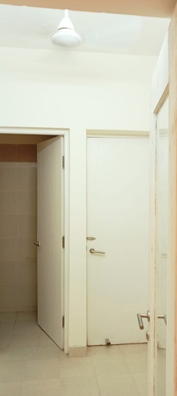 3 BHK Apartment For Rent in Emaar Emerald Estate, Sector 65