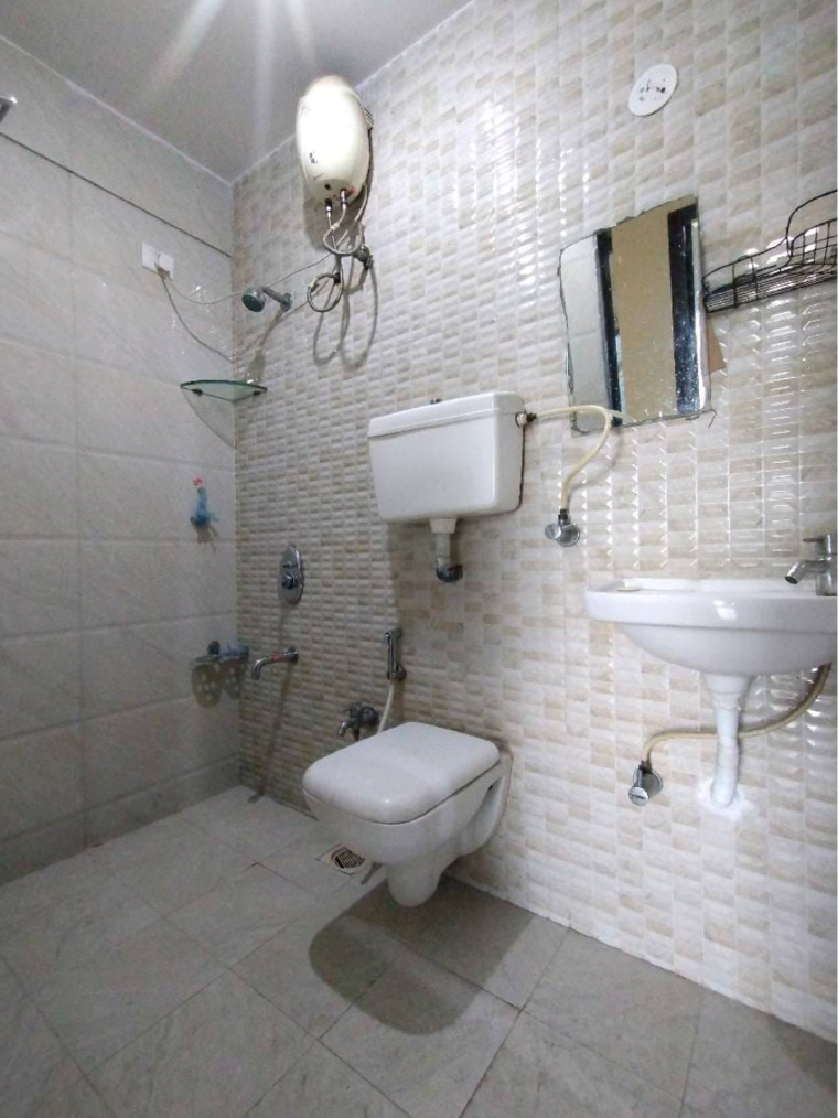 Bathroom, shah-royale 2 Bedroom 1158 Sq.Ft. Apartment In Kharghar Sector 4 Navi Mumbai 9269744