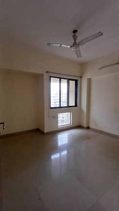 2 BHK + Extra Room Apartment For Sale in Prestige Park
