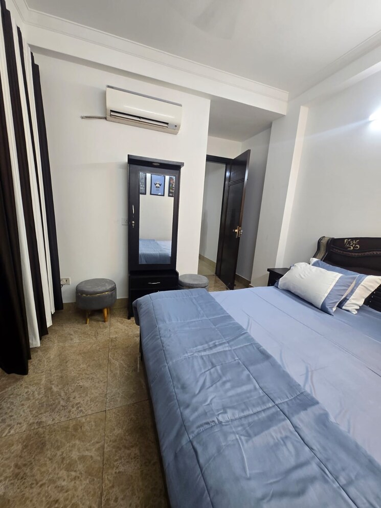 Bedroom, chattarpur 3 Bedroom 1250 Sq.Ft. Builder Floor In Chattarpur Delhi 9269804